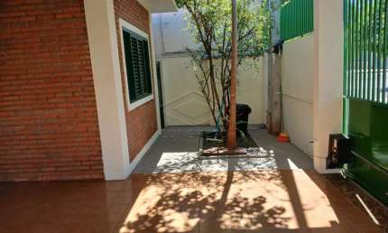 Casa com 4 quartos para alugar no Jardim Estoril II, Bauru 