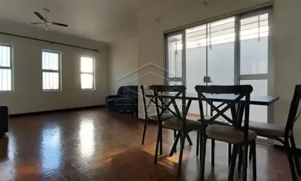 Casa com 4 quartos para alugar no Centro, Jaú 