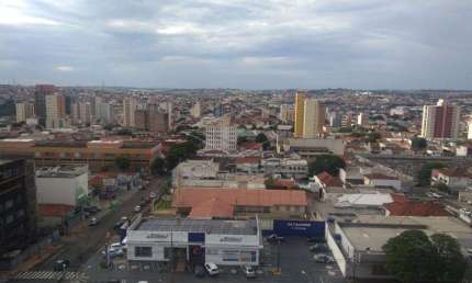 Apartamento com 1 quarto para alugar no Jardim Nasralla, Bauru 