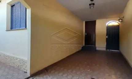 Casa com 4 quartos para alugar na Vila Hilst, Jaú 