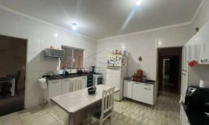 Casa com 3 quartos à venda no Jardim Ouro Verde, Bauru 