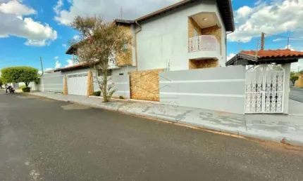 Casa com 4 quartos à venda no Jardim Terra Branca, Bauru 