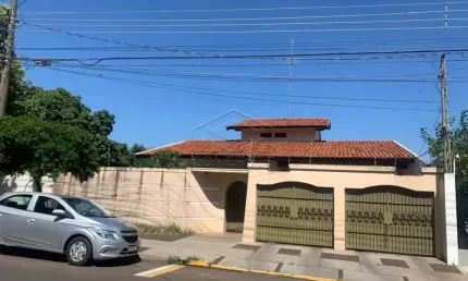 Casa com 3 quartos à venda no Jardim Estoril IV, Bauru 