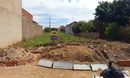 Casa à venda no Jardim Nova Jaú, Jaú 