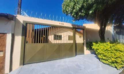 Casa com 3 quartos para alugar no Núcleo Habitacional José Regino, Bauru 