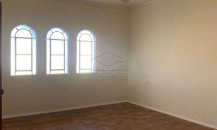 EXCELENTE OPORTUNIDADE! IMÓVEL AMPLO RESIDENCIAL E COMERCIAL