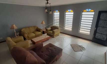 Casa com 5 quartos para alugar no Jardim América, Bauru 