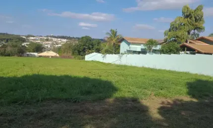 Terreno à venda no Jardim Shangri-Lá, Bauru 