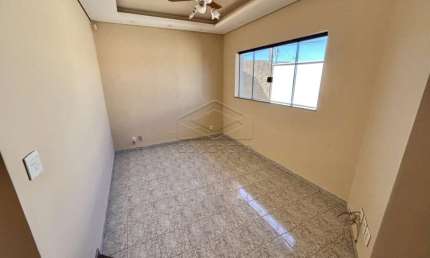 Casa com 3 quartos para alugar no Jardim Alvorada, Lençóis Paulista 
