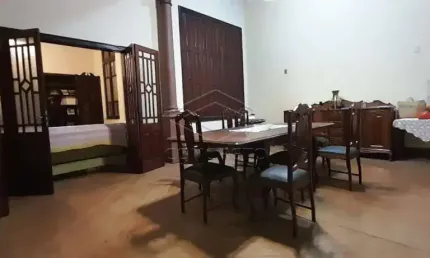 IMÓVEL NO CENTRO PARA FINS RESIDENCIAIS E COMERCIAIS