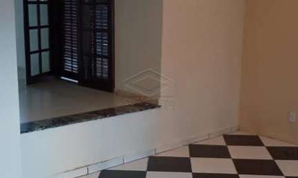 Casa com 3 quartos para alugar no Jardim Village, Lençóis Paulista 