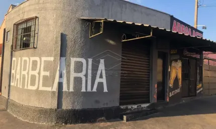 Imóvel COMERCIAL de esquina com 2 imóveis independentes para MORADIA!