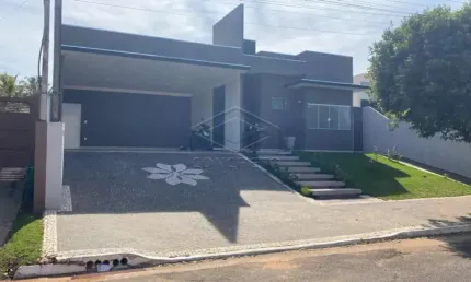 PRIMAVERA - AMPLA E COMPLETA RESIDÊNCIA COM 04 SUÍTES EM CONDOMÍNIO FECHADO