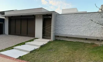 Casa em condomínio fechado com 3 quartos para alugar na Vila Santista, Bauru 