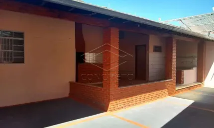 Casa com 3 quartos para alugar no Jardim Ubirama, Lençóis Paulista 