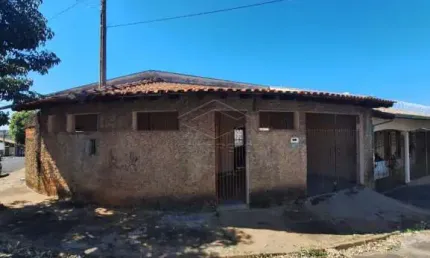 Casa com 2 quartos para alugar no Parque União, Bauru 