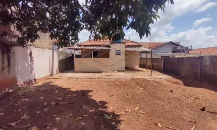Casa com 3 quartos à venda na Vila Angela, Botucatu 