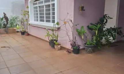 Casa com 3 quartos para alugar no Jardim Estoril, Bauru 