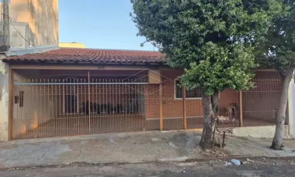 Casa com 3 quartos para alugar no Parque Paulistano, Bauru 