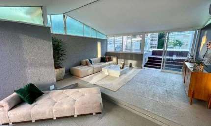 Cobertura Triplex de 533m² com Lazer Completo e 5 Suítes