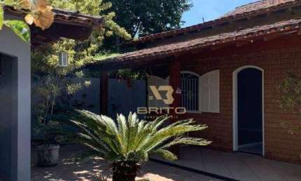 Casa com 3 dormitórios à venda, 260 m² por R$ 460.000,00 - Parque Aeroporto - Macaé/RJ