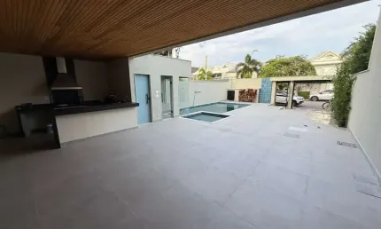 Quatro Paredes Imobiliária vende casa no Blue Houses, Barra da Tijuca, Rio de Janeiro.