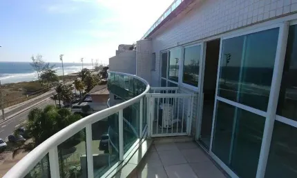 Quatro paredes vende na orla do Pepê! No **Condomínio Maximum Cobertura 158m2 2 qts