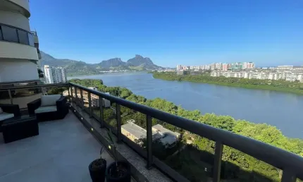 Quatro Paredes vende - exuberante e maravilhoso duplex  no melhor condomínio da Península - Bernini - apto duplex maravilhoso todo reformado, com 270