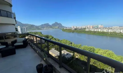 Quatro paredes vende - exuberante e maravilhoso duplex  no melhor condomínio da península - bernini - apto duplex maravilhoso todo reformado, com 270
