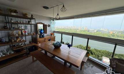 Quatro Paredes vende - Condomínio Aquarela | Península - Apartamento com vista livre para a lagoa, sol da manhã, andar alto, com planta de 180m², 4 qu