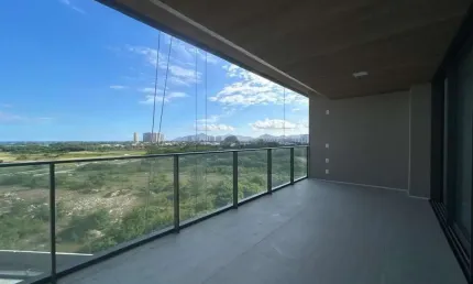Quatro Paredes vende luxuosíssimo apartamento de 194m² no exclusivo Oceana Golf, na Barra da Tijuca