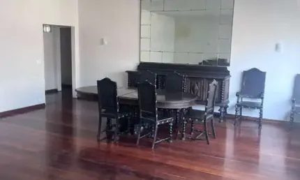 ?? Amplo Apartamento com 200m² no Melhor Ponto de Copacabana –