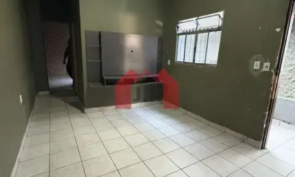Casa com 2 quartos para alugar na vila mercedes, mauá  por r$ 1.500