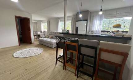 Casa com 3 quartos à venda na Augusto Pedro Schmitz, 220, Sul do Rio, Santo Amaro da Imperatriz, 130 m2 por R$ 365.000