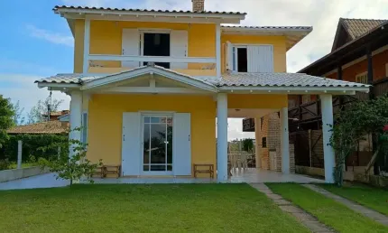 Casa com 3 quartos à venda na Rua 7, 65, Ibiraquera, Imbituba, 139 m2 por R$ 1.600.000