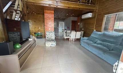 Casa com 2 quartos à venda na Rua Tomáz Domingos da Silveira, 907, São Sebastião, Palhoça, 140 m2 por R$ 525.000
