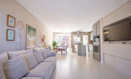 Casa em condomínio fechado com 3 quartos à venda na Rua Isid Dutra, 445, Sambaqui, Florianópolis, 149 m2 por R$ 1.490.000