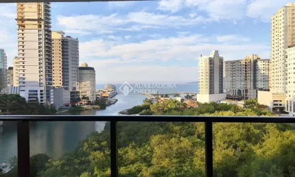 Apartamento com 2 quartos à venda na Dona Jovina, 108, Balneário Perequê, Porto Belo, 88 m2 por R$ 1.700.000