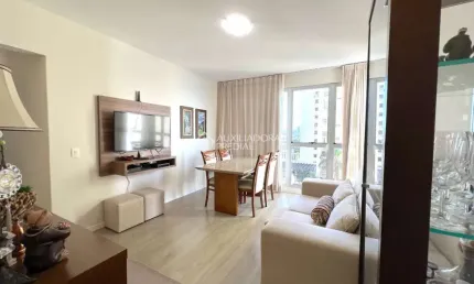 Apartamento com 2 quartos à venda na rua almirante lamego, 747, centro, florianópolis, 77 m2 por r$ 1.050.000
