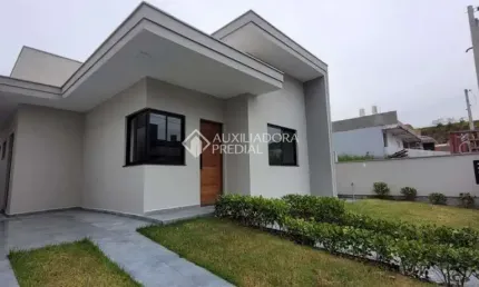 Casa com 3 quartos à venda na Rua Narciso, 94, Bela Vista, Palhoça, 83 m2 por R$ 620.000