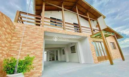 Casa com 4 quartos à venda na Avenida do Papagaio, 001, Balneário Ponta do Papagaio (Ens Brito), Palhoça, 210 m2 por R$ 905.000