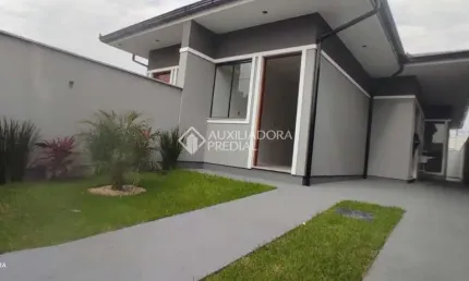 Casa com 2 quartos à venda na Rua Tangará, 35, Forquilhas, São José, 56 m2 por R$ 395.000