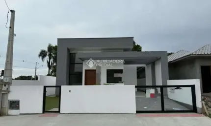Casa com 3 quartos à venda na valmor eiroff, 9, forquilhas, são josé, 94 m2 por r$ 680.000