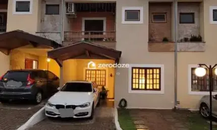 Casa de condomínio no Jardim das Indústrias em São José dos Campos