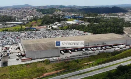 Galpão com câmaras frias para alugar, 29718 m² por R$ 1.075.130/mês - Sertãozinho - Mauá/SP