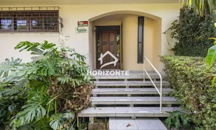 Casa com 3 quartos à venda na Rua Doutor Nelson de Souza Pinto, 391, São Lourenço, Curitiba por R$ 990.000