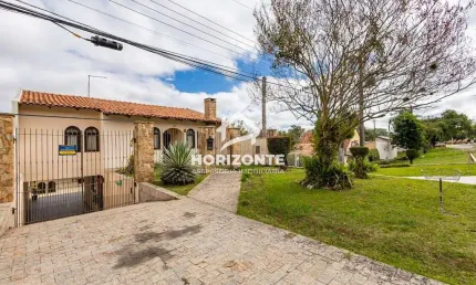 Casa com 3 quartos à venda na Rua Moyses de Oliveira, 180, Guabirotuba, Curitiba por R$ 990.000