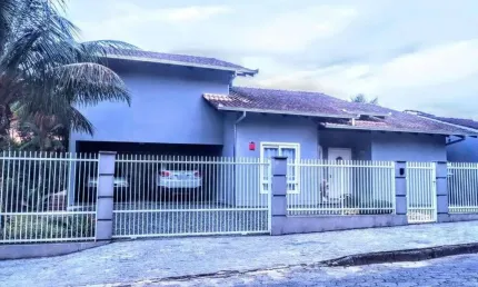 Casa com 3 quartos à venda no Itaum, Joinville 