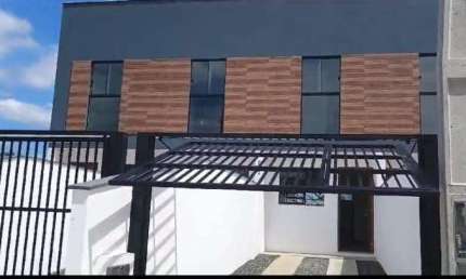 SOBRADO GEMINADO no DISTRITO INDUSTRIAL com 2 quartos para VENDA, 53 m²