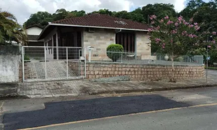 Casa com 3 quartos à venda no Glória, Joinville 